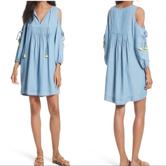Rebecca Minkoff Dresses & Skirts - Rebecca Minkoff Cold Shoulder Dress XS